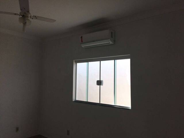 Casa para Venda em Indaiatuba - 4