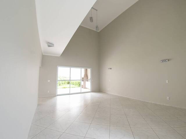 Sobrado para Venda em Indaiatuba - 2