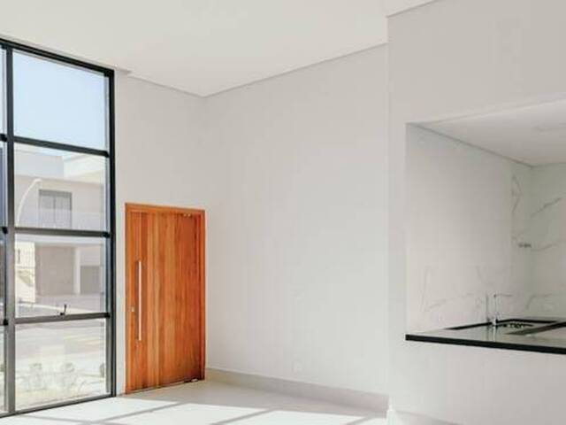 Casa para Venda em Indaiatuba - 2