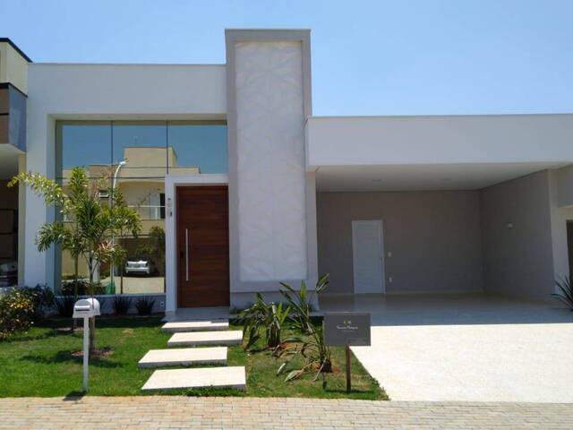 Casa para Venda em Indaiatuba - 2