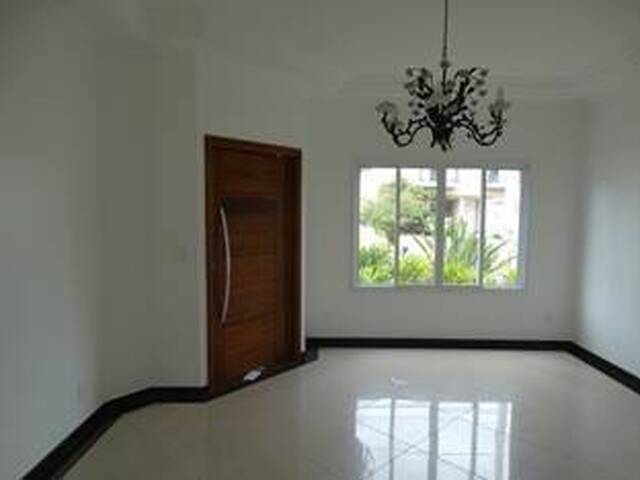 Sobrado para Venda em Indaiatuba - 2