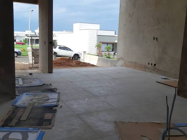 Casa para Venda em Indaiatuba - 2