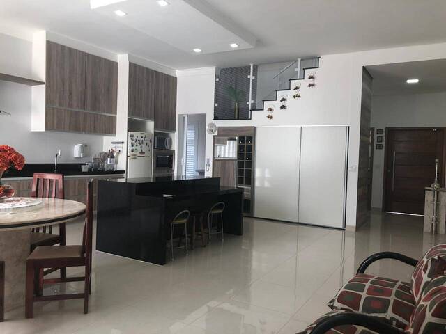 Sobrado para Venda em Indaiatuba - 5