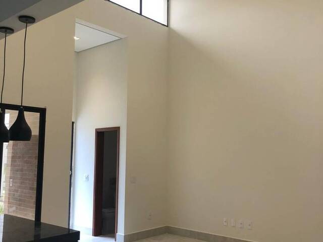 Casa para Venda em Indaiatuba - 3