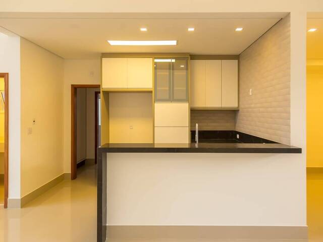 Casa para Venda em Indaiatuba - 4