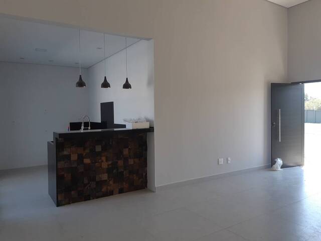 Casa para Venda em Indaiatuba - 4