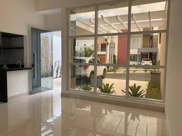 Casa para Venda em Indaiatuba - 2