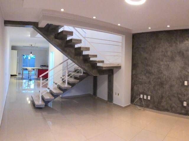 Sobrado para Venda em Indaiatuba - 4