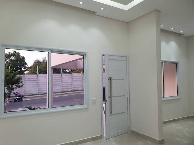 Casa para Venda em Indaiatuba - 2