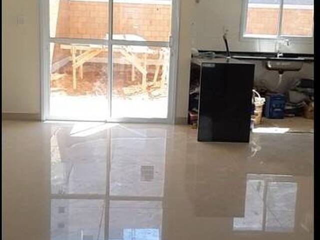 Sobrado para Venda em Indaiatuba - 3