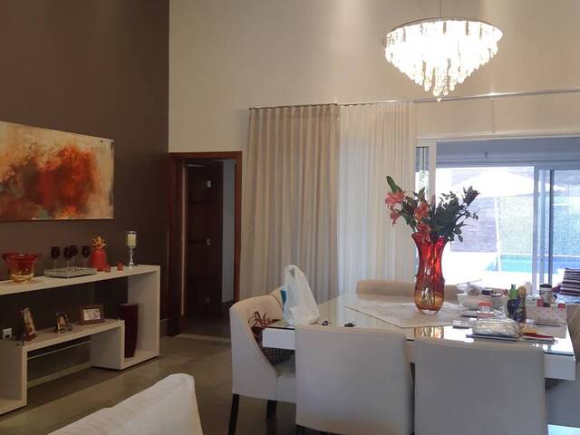 Casa para Venda em Indaiatuba - 4