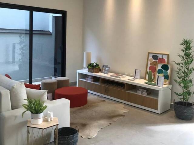 Sobrado para Venda em Indaiatuba - 3