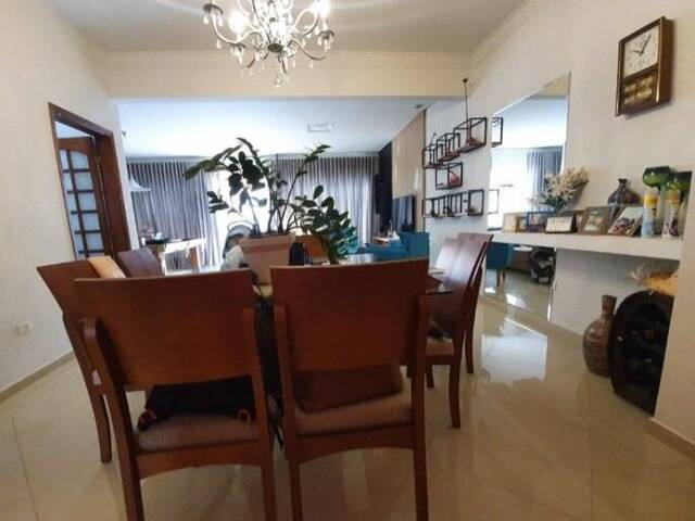 Casa para Venda em Indaiatuba - 3