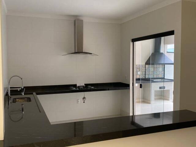 Casa para Venda em Indaiatuba - 4