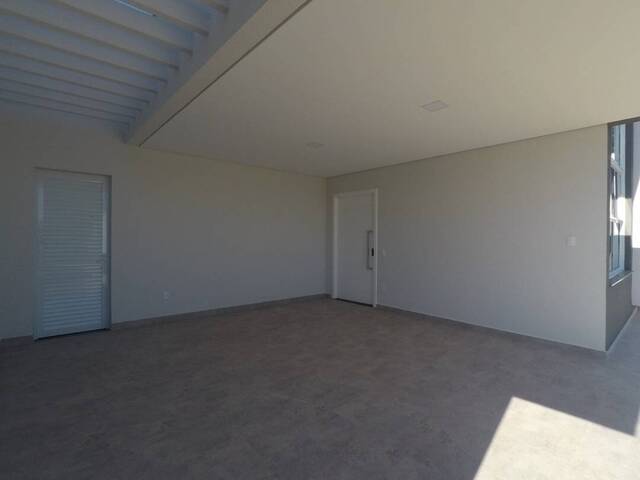 Casa para Venda em Indaiatuba - 3