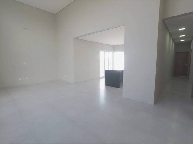 Casa para Venda em Indaiatuba - 2