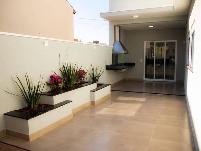 Casa para Venda em Indaiatuba - 2