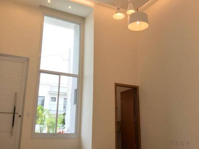 Casa para Venda em Indaiatuba - 2