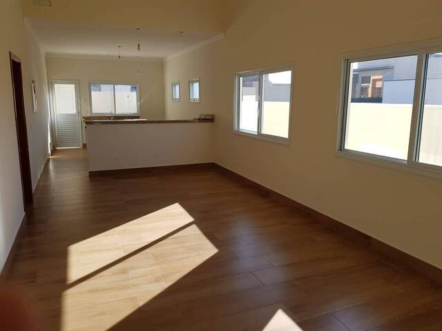 Casa para Venda em Indaiatuba - 2