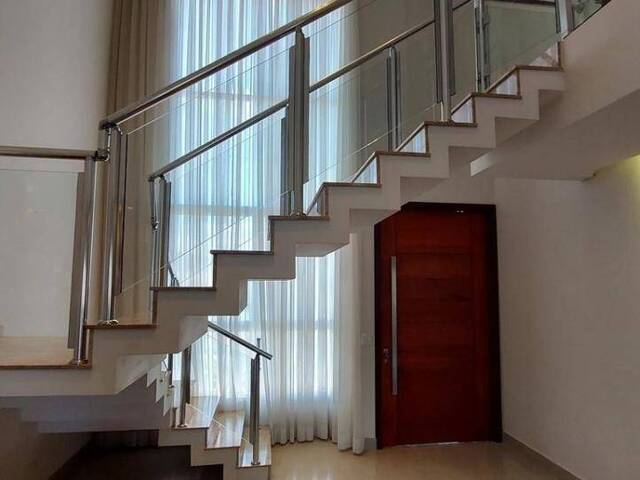 Sobrado para Venda em Indaiatuba - 4