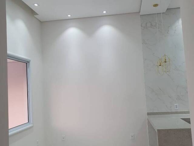 Casa para Venda em Indaiatuba - 2